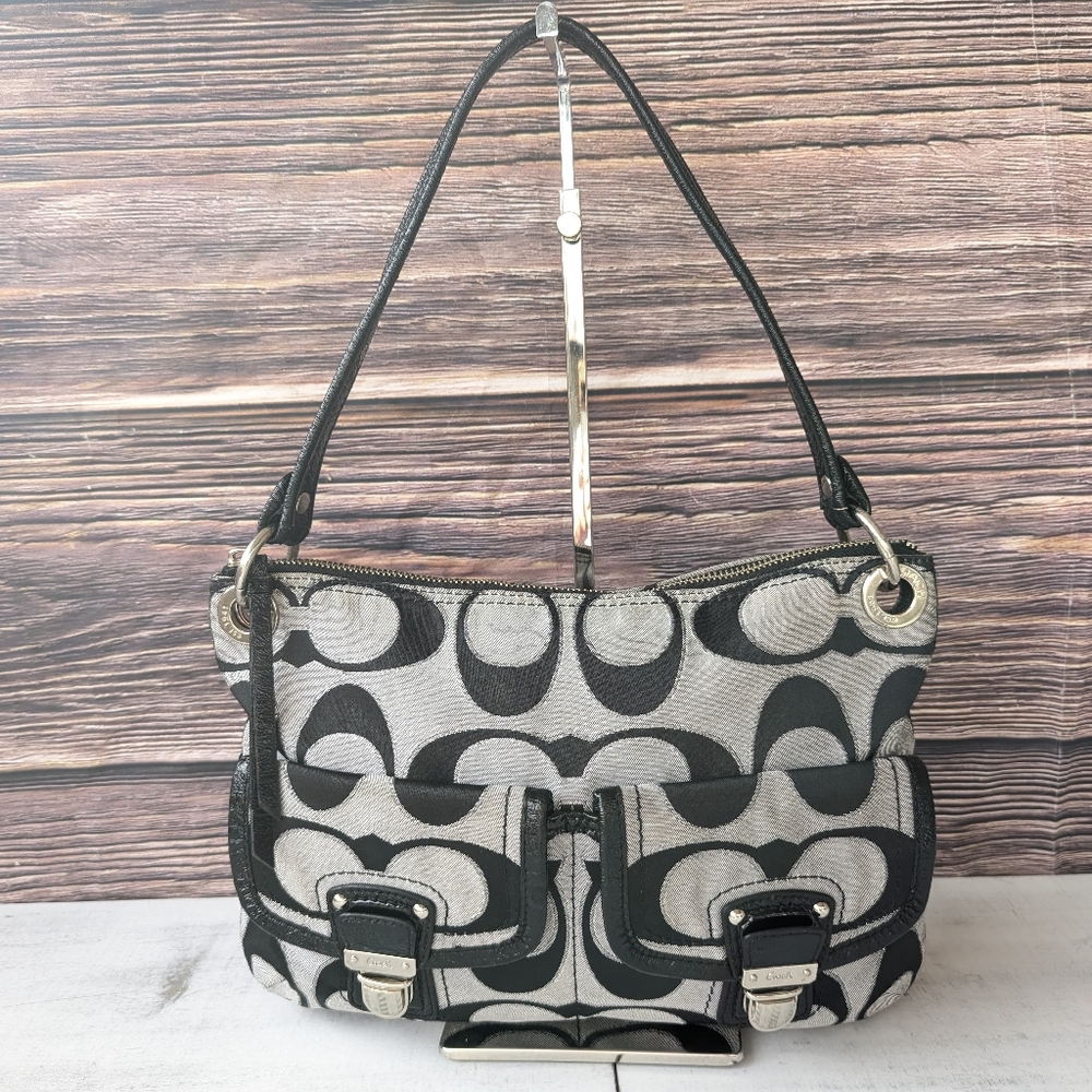 🌹Coach 18980 Black and Gray Signature Shoulder Bag